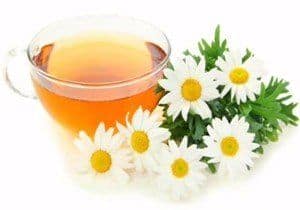 remedio casero de té con manzanilla